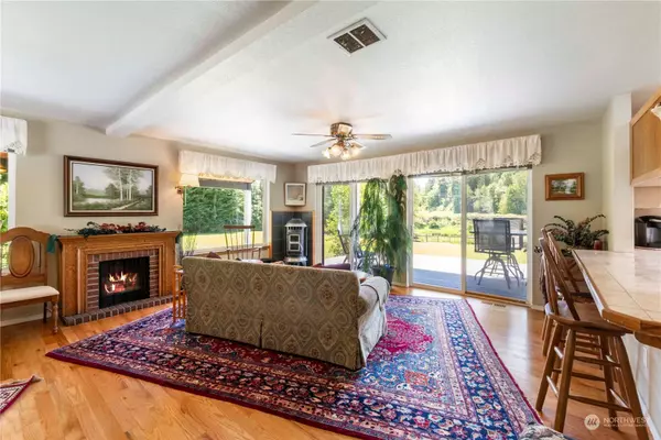 33810 102nd AVE S, Roy, WA 98580