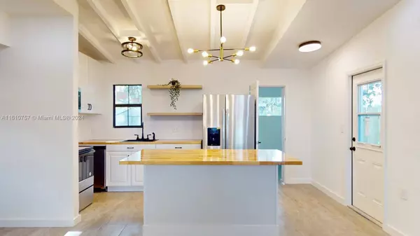 3760 SW 45th Ave, West Park, FL 33023