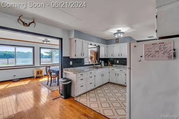 1710 LACLAFF Avenue, Lapeer, MI 48446