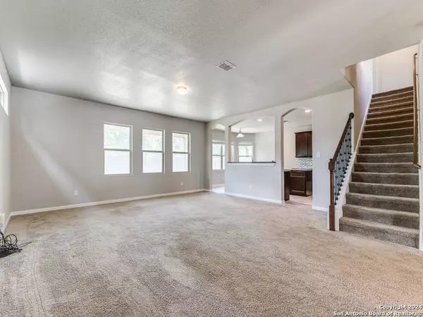 2123 MUUGA MNR, San Antonio, TX 78251-2592