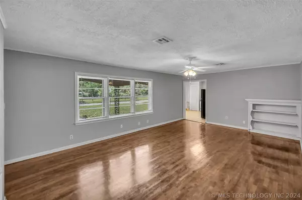 3615 E 17th ST, Tulsa, OK 74112