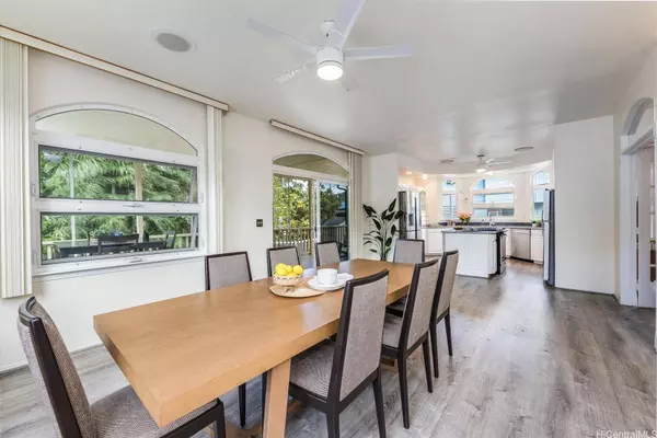 2752-F Pali Highway, Honolulu, HI 96817