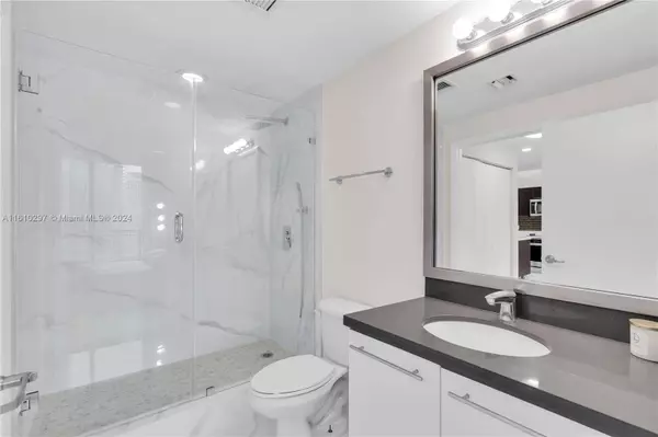 90 SW 3rd St #3114, Miami, FL 33130