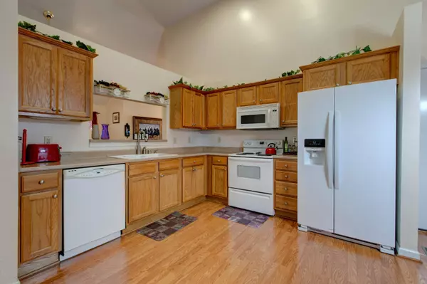 302 Virginia LN, Nicholasville, KY 40356