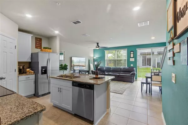 2019 HAREBELL LN, Ocoee, FL 34761