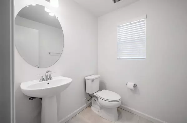 6615 E Grant Avenue, Fresno, CA 93727