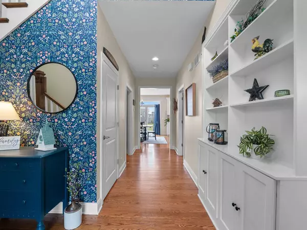 3741 Wintergreen TER, Algonquin, IL 60102