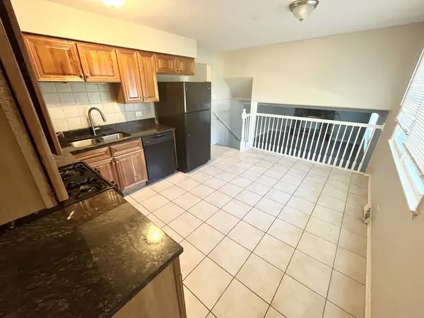 16905 CLYDE Avenue, South Holland, IL 60473