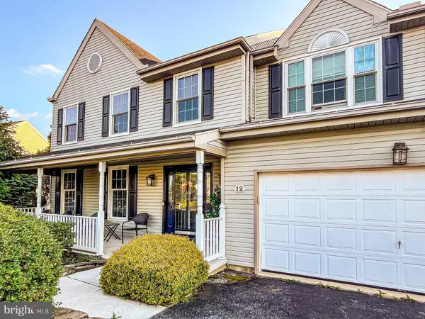 12 THISTLEBERRY DR, Newark, DE 19702