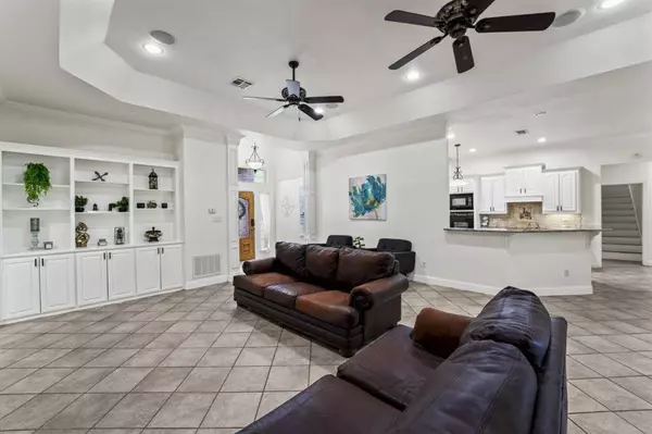 5920 Myra Drive, Mansfield, TX 76063