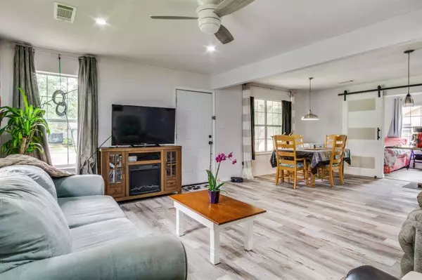 228 Huron Street, Cleburne, TX 76031