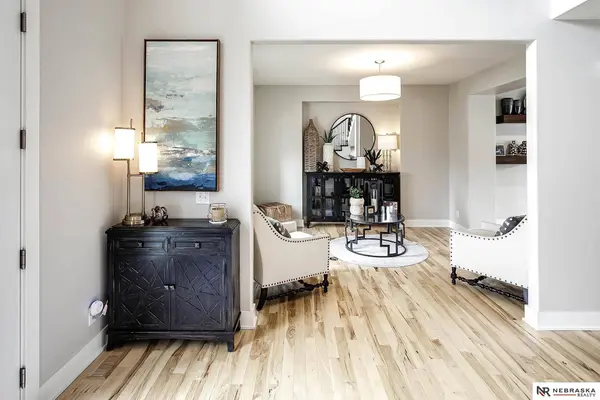 2404 S 219 Street, Elkhorn, NE 68022