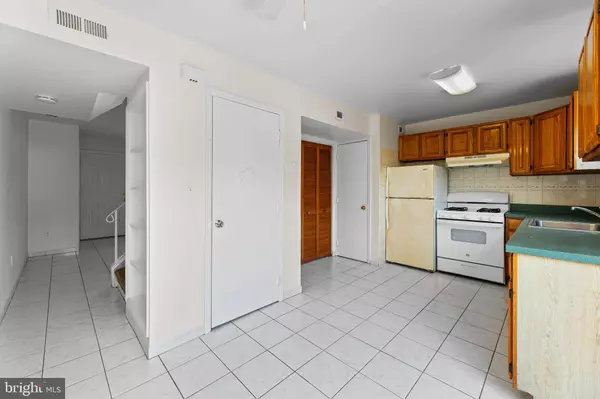 52 GREENWOOD LOOP RD, Brick, NJ 08724