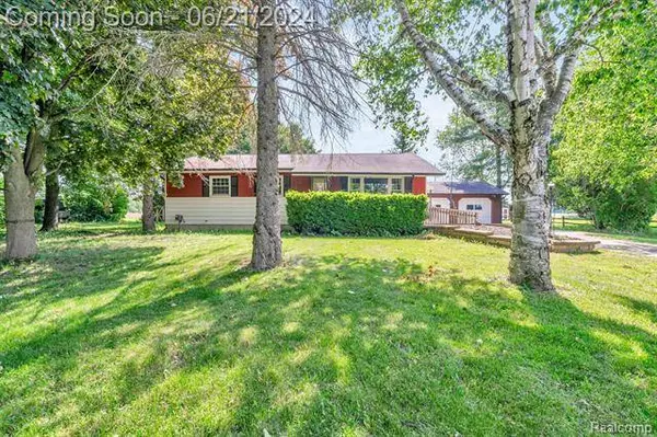 1710 LACLAFF Avenue, Lapeer, MI 48446
