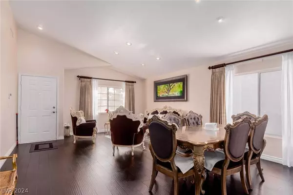 1220 Diamond Valley Street, Henderson, NV 89052