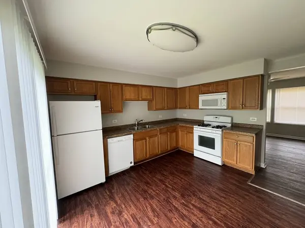 18701 Oakwood Avenue, Country Club Hills, IL 60478