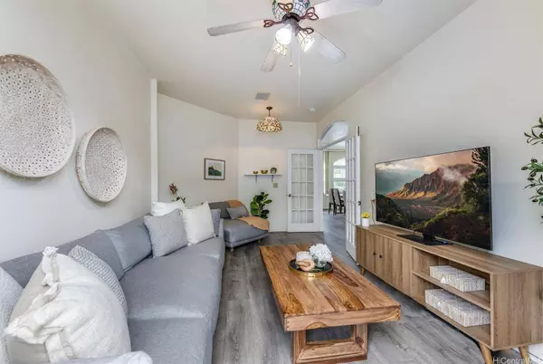 2752-F Pali Highway, Honolulu, HI 96817