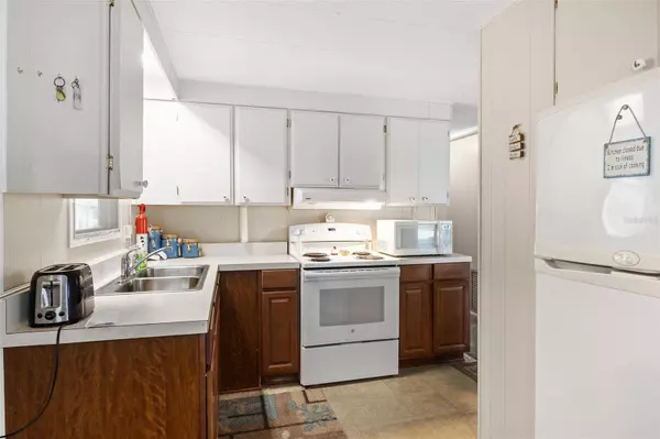 108 SHADY LN #B, Eustis, FL 32726