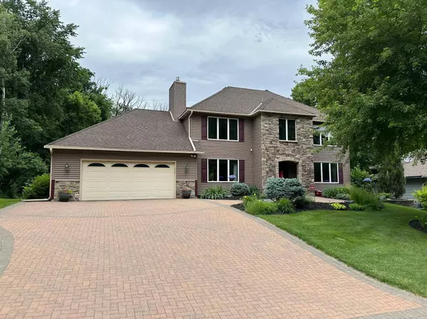 1567 Mallard DR, Eagan, MN 55122