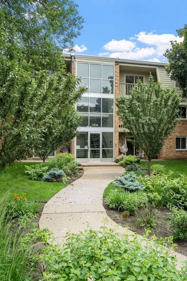 7318 W 22nd ST #309, Saint Louis Park, MN 55426