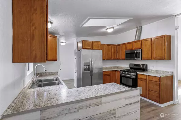 3654 Waldron DR, Ferndale, WA 98248