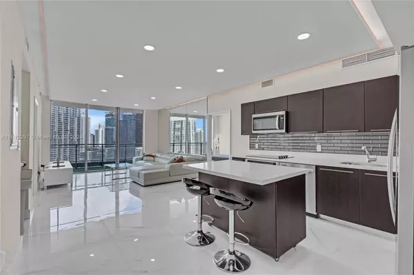 90 SW 3rd St #3114, Miami, FL 33130