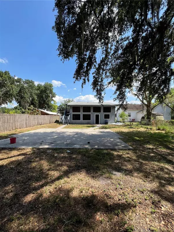 816 DRANE ST NW, Plant City, FL 33563