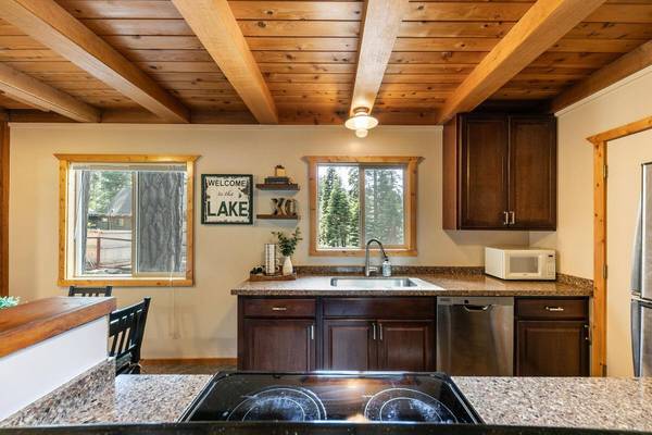 7058 10th Avenue, Tahoma, CA 96142-0000