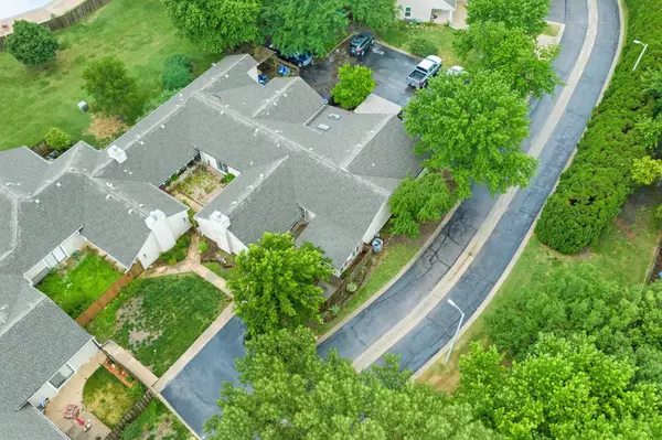 26 E Maverick St, Wichita, KS 67220