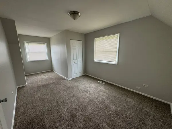 18701 Oakwood Avenue, Country Club Hills, IL 60478