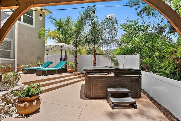 14800 GRASSY HOLE CT, Jacksonville, FL 32258