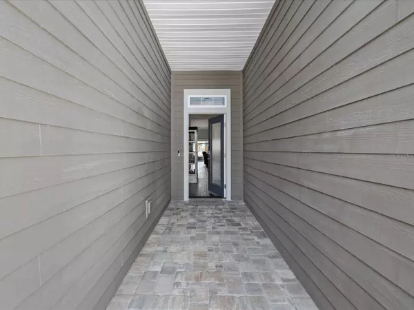 557 PALACE DR, Saint Augustine, FL 32084