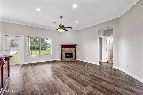 4953 Drivers Way, Shreveport, LA 71107