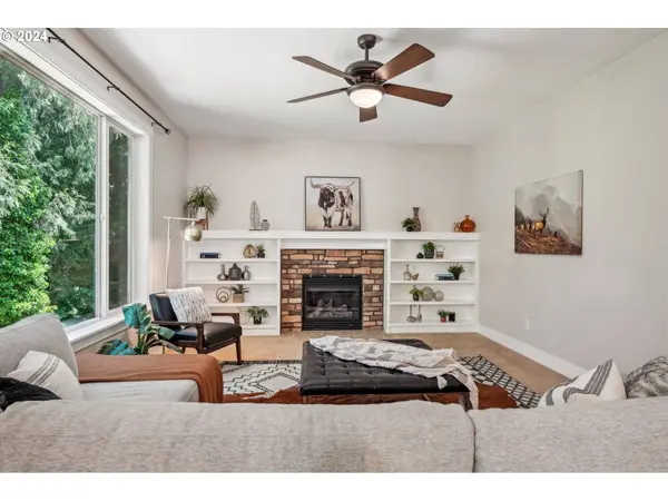 17347 AUBIN ST, Sandy, OR 97055