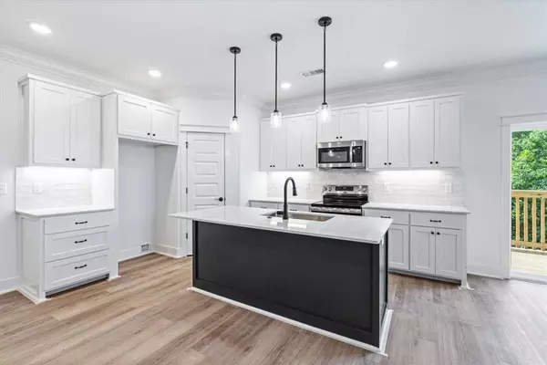 1 Twyford Ln, Bella Vista, AR 72714