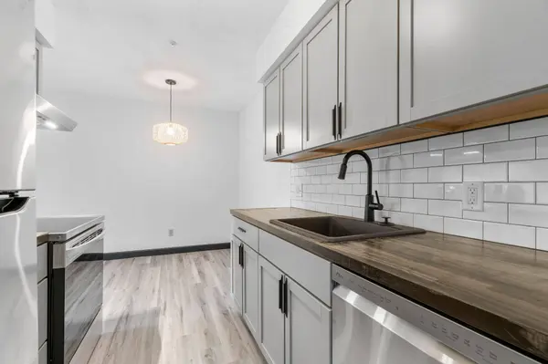 7318 W 22nd ST #309, Saint Louis Park, MN 55426