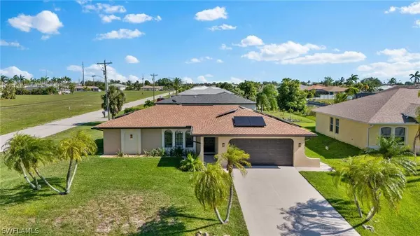 22 SW 13th TER, Cape Coral, FL 33991
