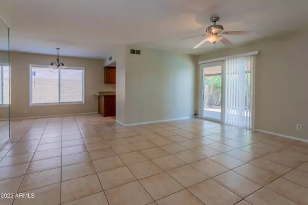 4631 S PARKSIDE Drive, Tempe, AZ 85282