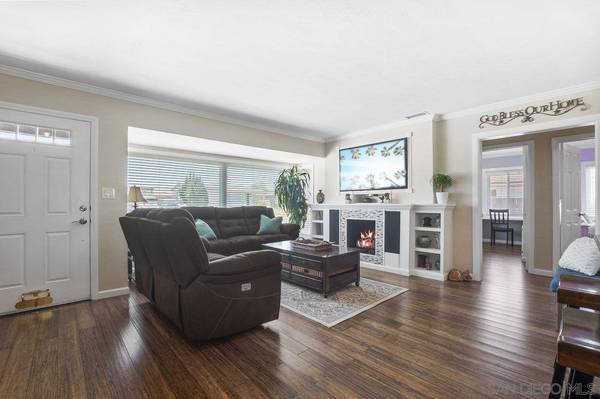 3915 Loma Alta Dr, San Diego, CA 92115