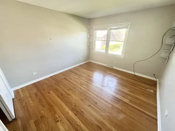 16905 CLYDE Avenue, South Holland, IL 60473