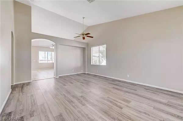 8124 Winslow Avenue, Las Vegas, NV 89129