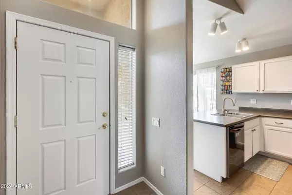 3174 E WINGED FOOT Drive, Chandler, AZ 85249