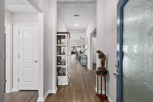 557 Palace Dr, St Augustine, FL 32084