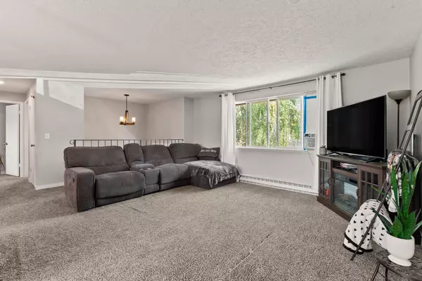 6120 E 10th Ave, Spokane Valley, WA 99212