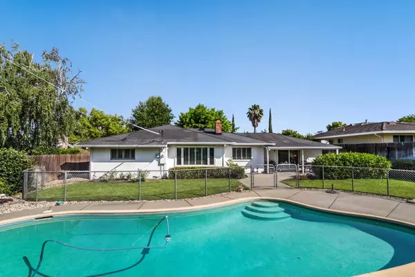 6204 Dawnridge WAY, Carmichael, CA 95608