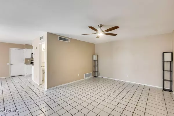 5630 S BOUNTY Court #C, Tempe, AZ 85283