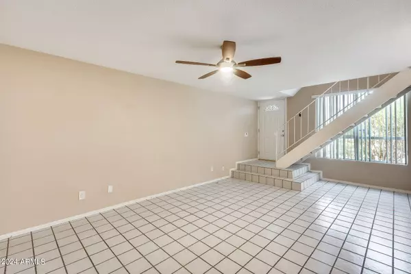 5630 S BOUNTY Court #C, Tempe, AZ 85283