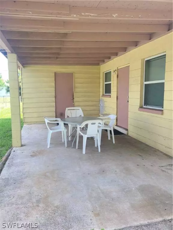 2963 Edison AVE, Fort Myers, FL 33916