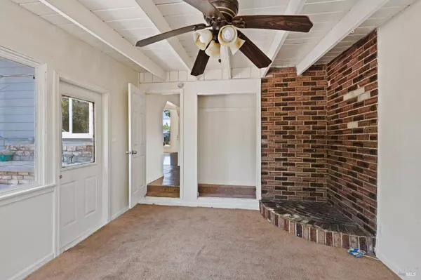 100 Thompson AVE, Ukiah, CA 95482