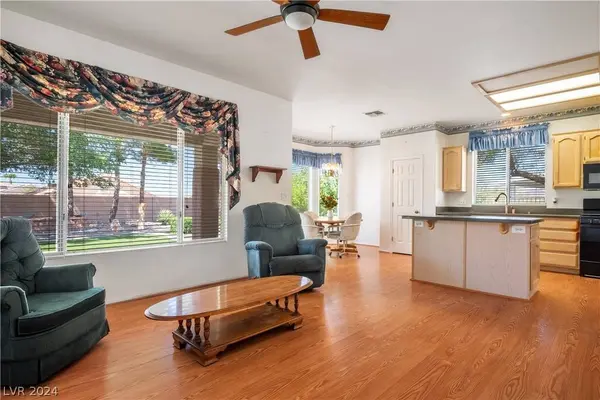 2114 Point Mallard Drive, Henderson, NV 89012